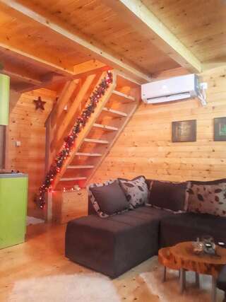 Лоджи Brvnara Borovik Цетине-3